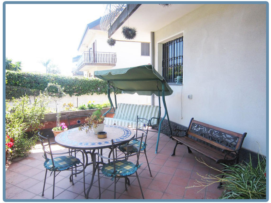 B&B Casa Di Mari Aci SantʼAntonio Eksteriør billede