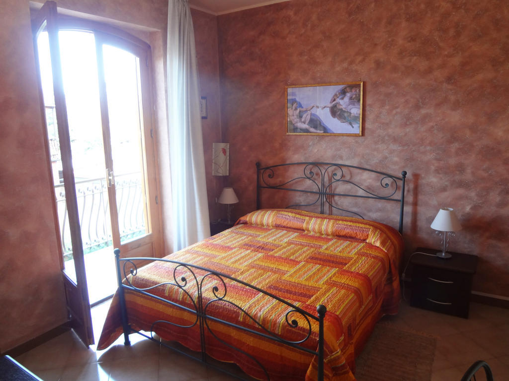 B&B Casa Di Mari Aci SantʼAntonio Værelse billede